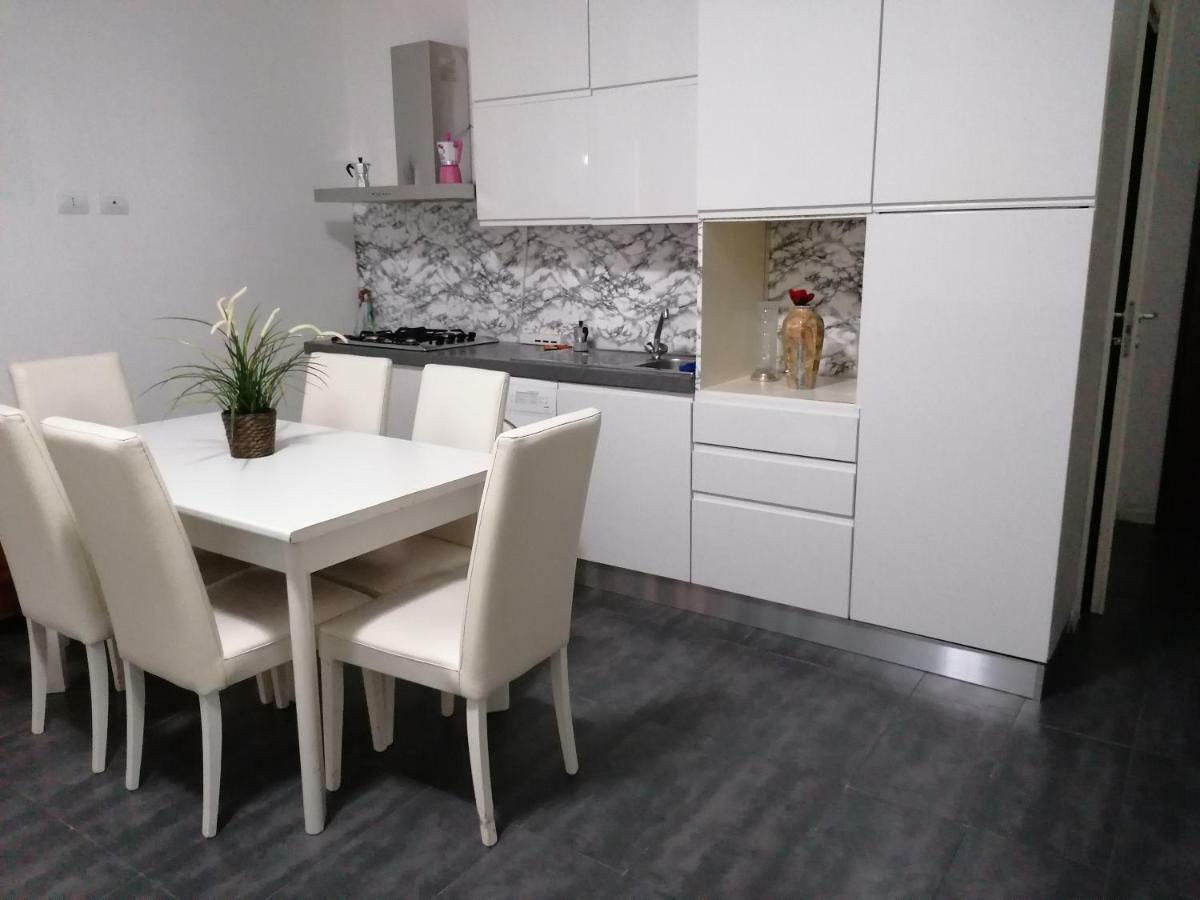 Casa Nuccia 1 Hotel มิลาน ภายนอก รูปภาพ